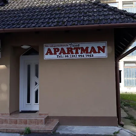 Apartament Vank *